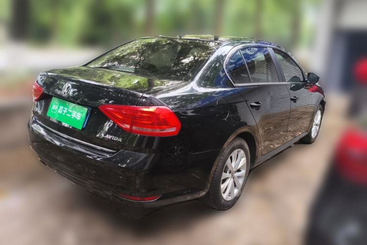 Used Volkswagen Lavida 2015 1.6L Manual Comfort Edition Rear Right 45 Deg