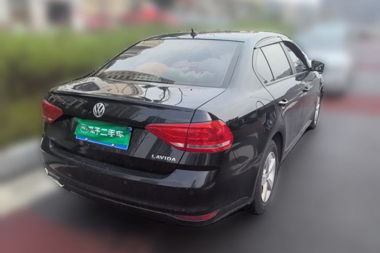 Used Volkswagen Lavida 2015 1.6L Automatic Fashion Edition Rear Right 45 Deg