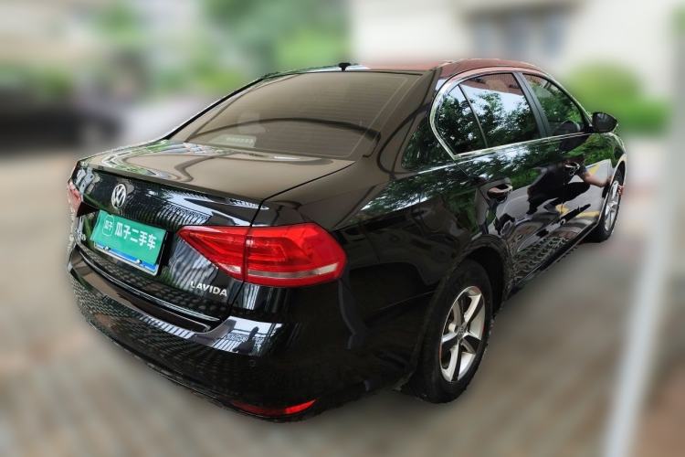 Used Volkswagen Lavida 2015 1.6L Manual Fashion Edition Rear Right 45 Deg