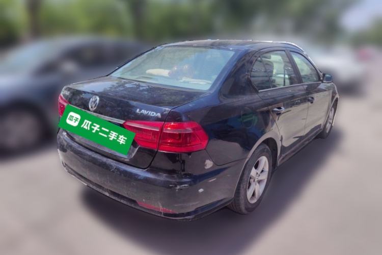 Used Volkswagen Lavida 2015 1.6L Automatic Fashion Edition Rear Right 45 Deg