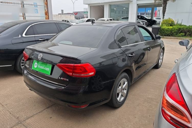 Used Volkswagen Lavida 2015 1.6L Automatic Fashion Edition Rear Right 45 Deg