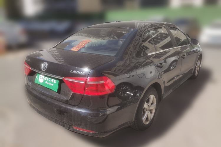 Used Volkswagen Lavida 2015 1.6L Automatic Fashion Edition Rear Right 45 Deg