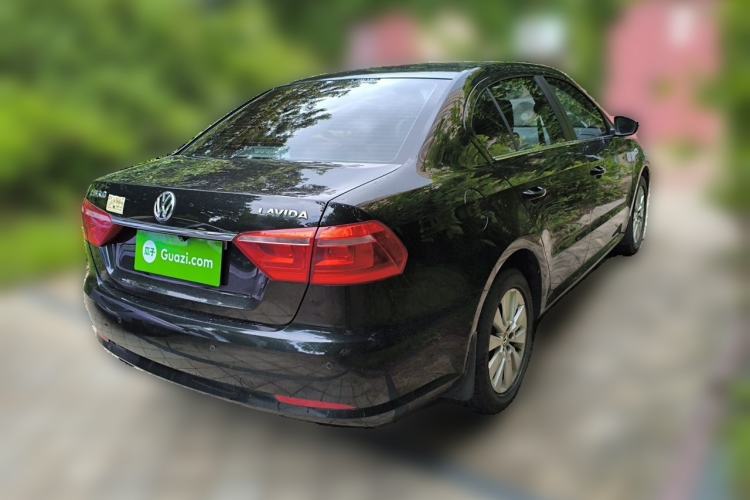 Used Volkswagen Lavida 2015 1.6L Automatic Comfort Edition Rear Right 45 Deg