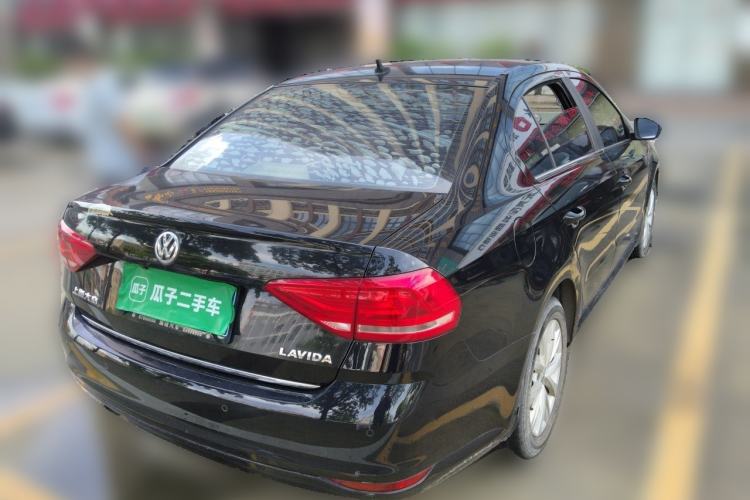 Used Volkswagen Lavida 2015 1.6L Manual Comfort Edition Rear Right 45 Deg