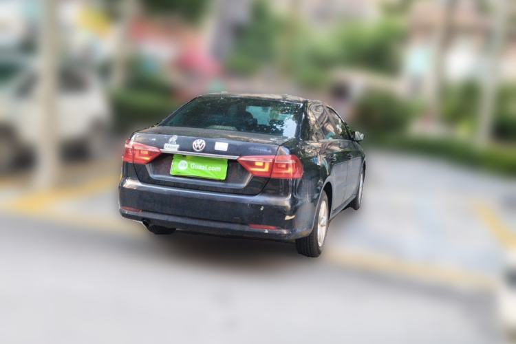 Used Volkswagen Lavida 2015 1.6L Automatic Fashion Edition Rear Right 45 Deg
