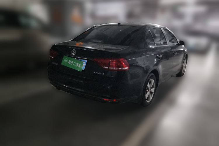 Used Volkswagen Lavida 2015 1.6L Automatic Fashion Edition Rear Right 45 Deg
