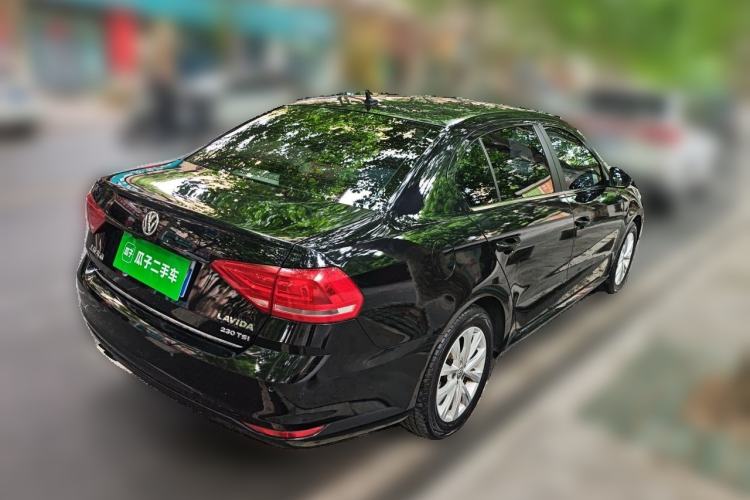 Used Volkswagen Lavida 2015 230TSI DSG Comfort Edition Rear Right 45 Deg