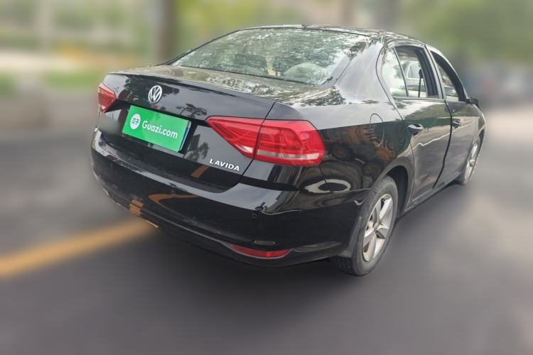 Used Volkswagen Lavida 2015 1.6L Automatic Fashion Edition Rear Right 45 Deg