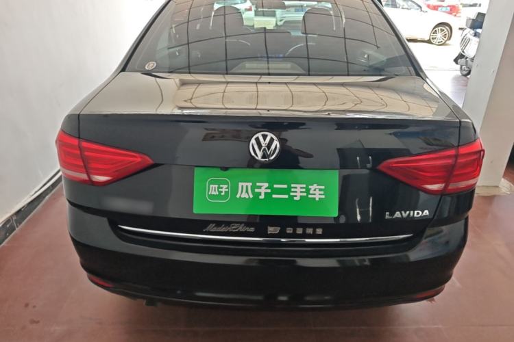Used Volkswagen Lavida 2015 1.6L Automatic Comfort Edition Rear
