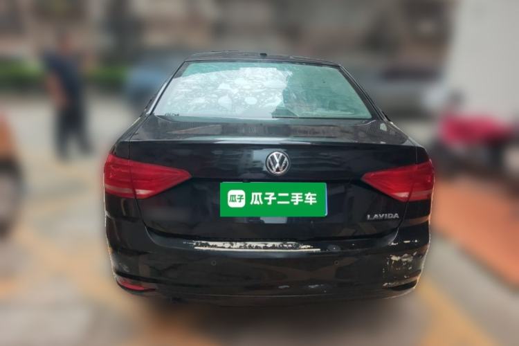 Used Volkswagen Lavida 2015 1.6L Manual Fashion Edition Rear