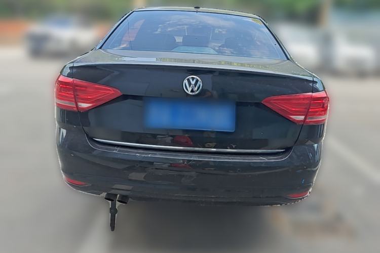 Used Volkswagen Lavida 2015 230TSI DSG Comfort Edition Rear