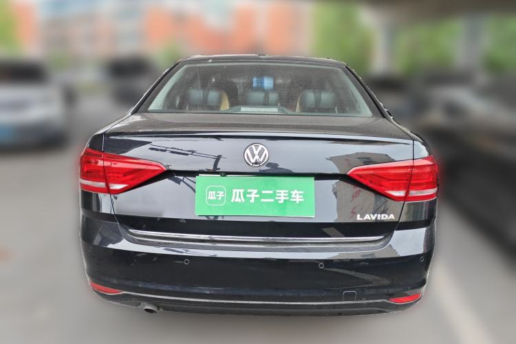 Used Volkswagen Lavida 2015 1.6L Manual Comfort Edition Rear