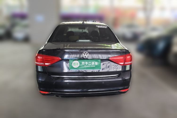 Used Volkswagen Lavida 2015 1.6L Manual Comfort Edition Rear