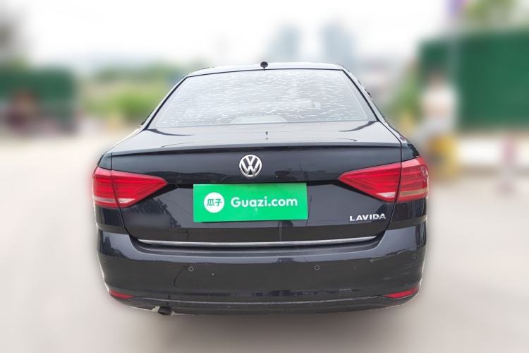 Used Volkswagen Lavida 2015 1.6L Manual Comfort Edition Rear