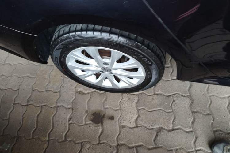 Used Volkswagen Lavida 2015 230TSI DSG Comfort Edition Right Rear Wheel Hub