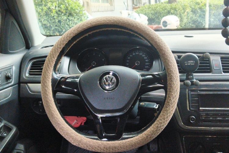 Used Volkswagen Lavida 2015 230TSI DSG Comfort Edition Steering Wheel