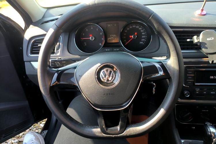 Used Volkswagen Lavida 2015 230TSI DSG Comfort Edition Steering Wheel