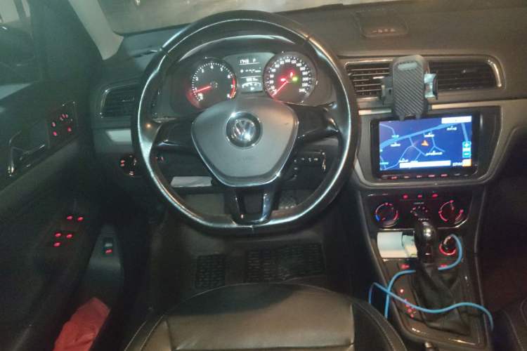Used Volkswagen Lavida 2015 230TSI DSG Comfort Edition Steering Wheel
