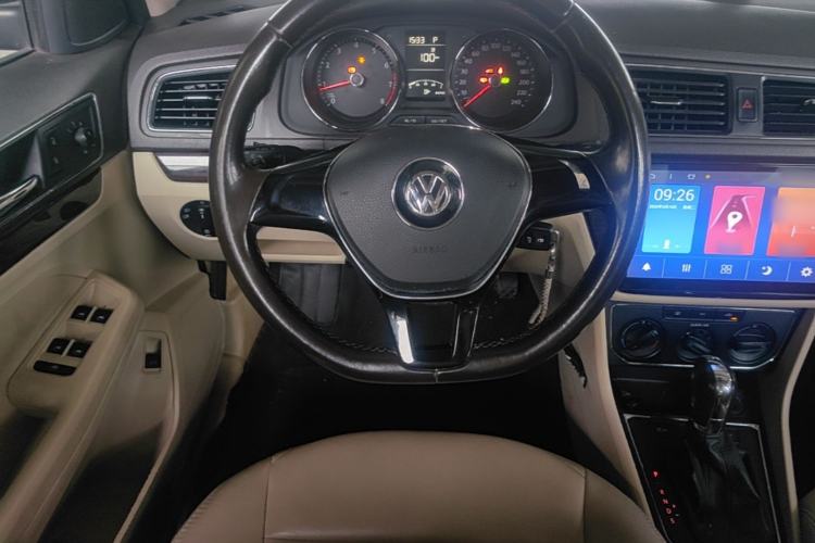 Used Volkswagen Lavida 2015 230TSI DSG Comfort Edition Steering Wheel