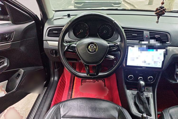 Used Volkswagen Lavida 2015 230TSI DSG Comfort Edition Steering Wheel