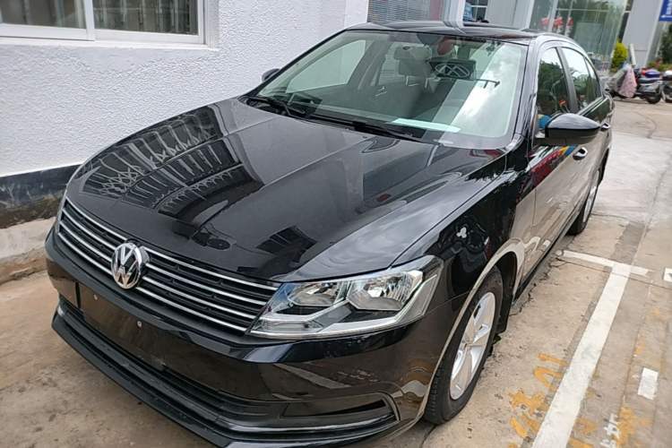 Used Volkswagen Lavida 2015 1.6L Manual Fashion Edition Guazi used car, China used car export, Used car for sale, Used  cars, Cheapest cars for sale