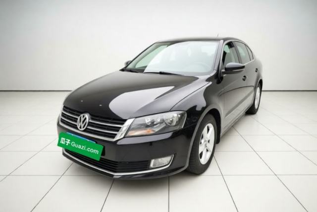 Ojetý Volkswagen Lavida 2015 1.6L Manual Fashion Edition