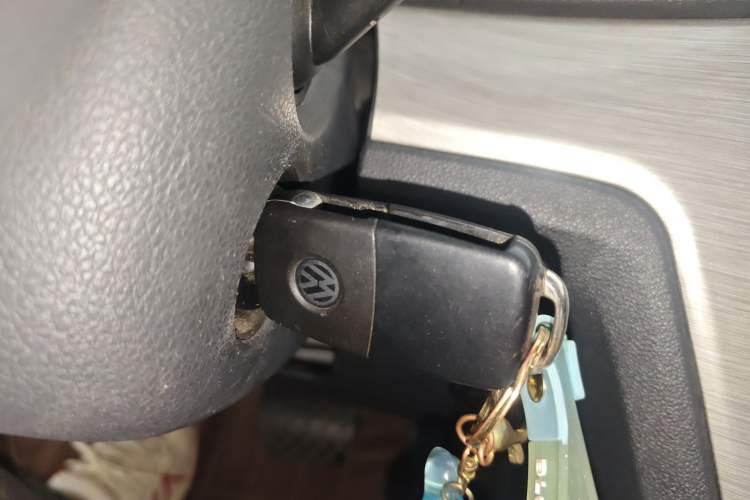 Used Volkswagen Lavida 2015 1.6L Automatic Fashion Edition Vehicle Key