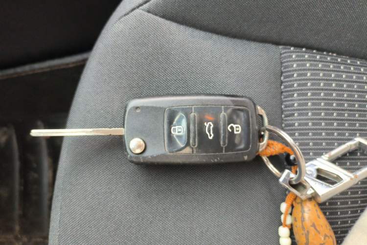 Used Volkswagen Lavida 2015 1.6L Manual Fashion Edition Vehicle Key