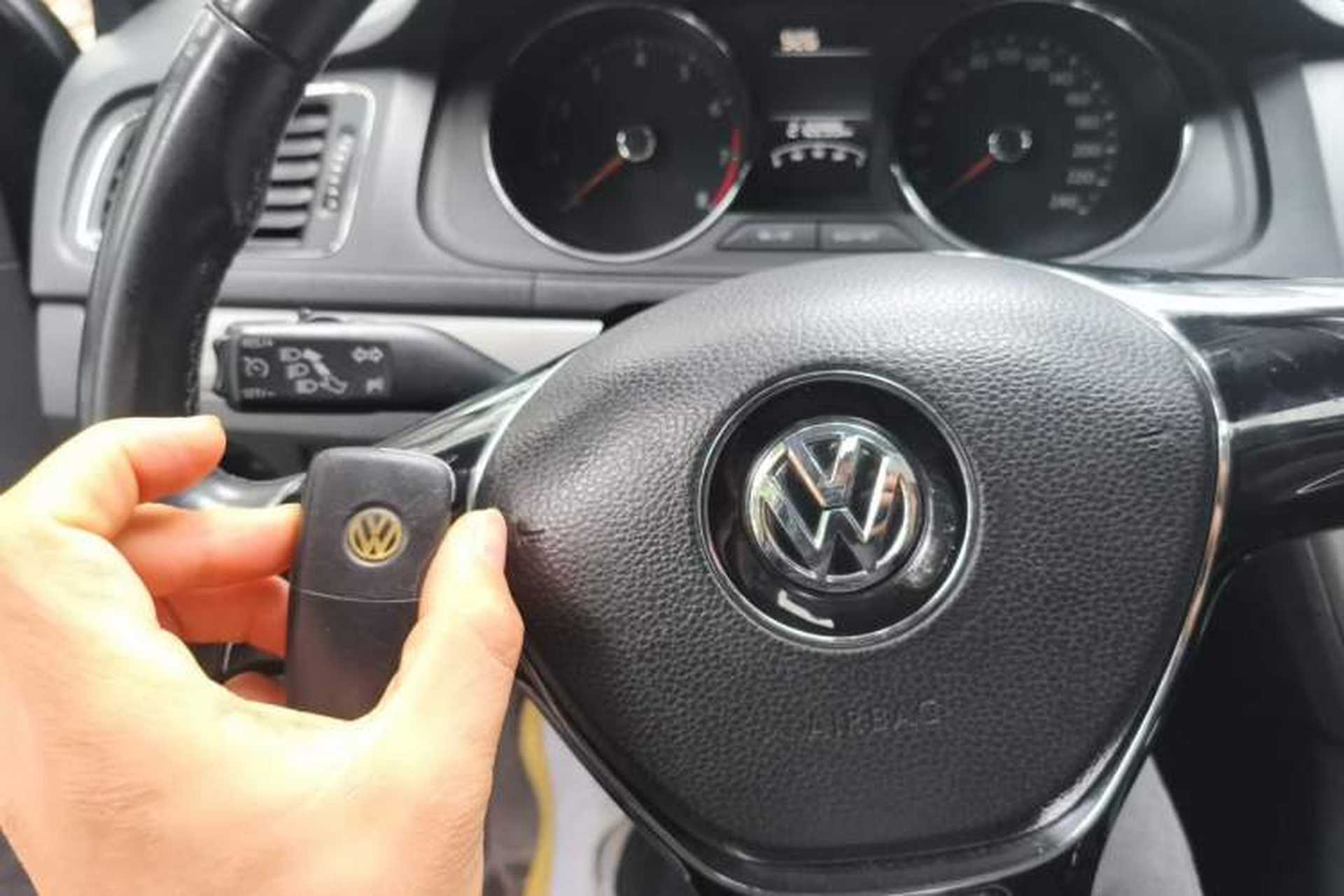 Used Volkswagen Lavida 2015 1.6L Manual Comfort Edition Vehicle Key