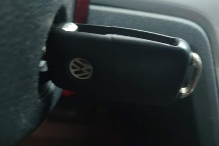 Used Volkswagen Lavida 2015 1.6L Automatic Comfort Edition Vehicle Key