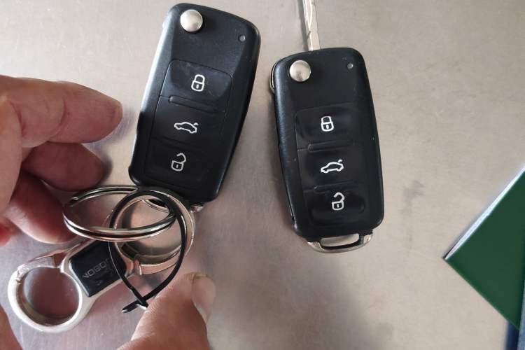 Used Volkswagen Lavida 2015 230TSI DSG Comfort Edition Vehicle Key