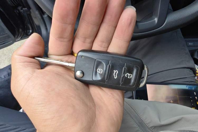 Used Volkswagen Lavida 2015 1.6L Manual Fashion Edition Vehicle Key