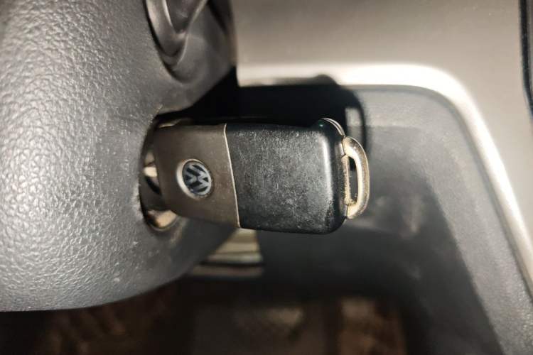 Used Volkswagen Lavida 2015 230TSI DSG Comfort Edition Vehicle Key