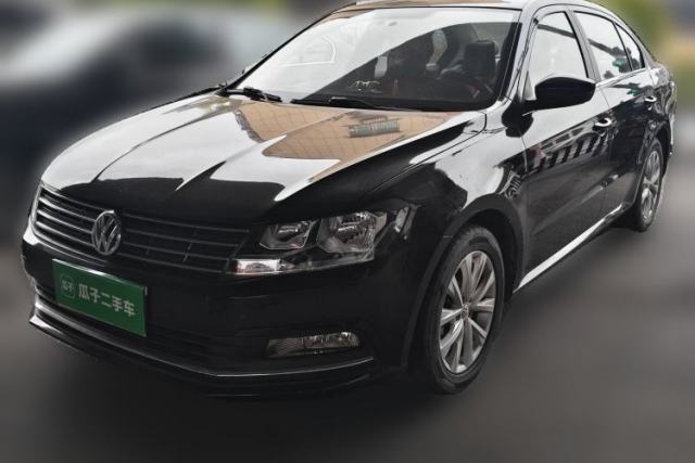 Used Volkswagen Lavida 2015 1.6L Manual Comfort Edition