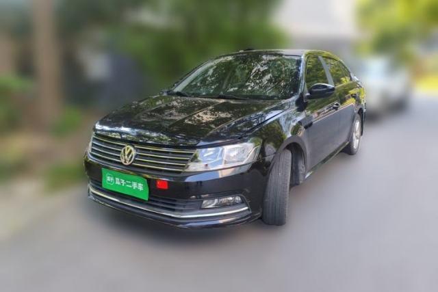 Used Volkswagen Lavida 2015 1.6L Manual Fashion Edition