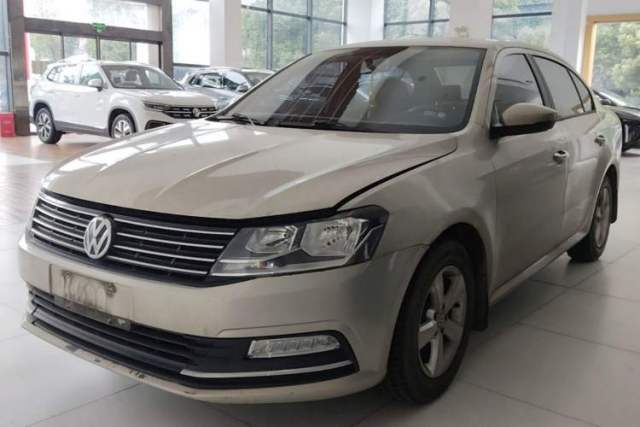 Used Volkswagen Lavida 2015 1.6L Automatic Fashion Edition