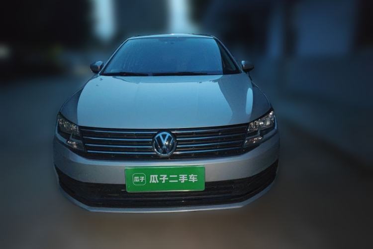 Used Volkswagen Lavida 2015 1.6L Manual Fashion Edition Front