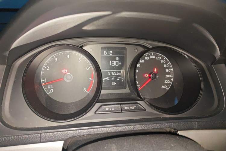 Used Volkswagen Lavida 2015 1.6L Manual Fashion Edition Instrument Cluster