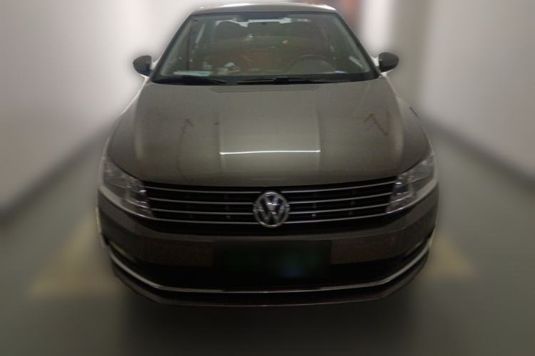 Used Volkswagen Lavida 2015 1.6L Automatic Comfort Edition Front