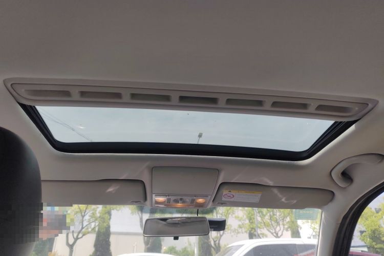 Used Volkswagen Lavida 2015 1.6L Automatic Comfort Edition Headliner