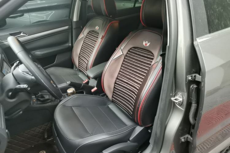 Used Volkswagen Lavida 2015 1.6L Automatic Comfort Edition Left Front Seat