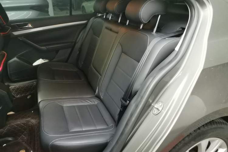 Used Volkswagen Lavida 2015 1.6L Automatic Comfort Edition Left Rear Seat