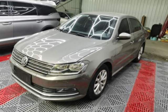 Used Volkswagen Lavida 2015 1.6L Automatic Comfort Edition