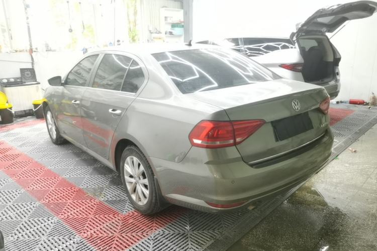 Used Volkswagen Lavida 2015 1.6L Automatic Comfort Edition Rear Left 45 Deg
