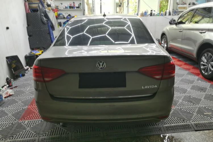 Used Volkswagen Lavida 2015 1.6L Automatic Comfort Edition Rear