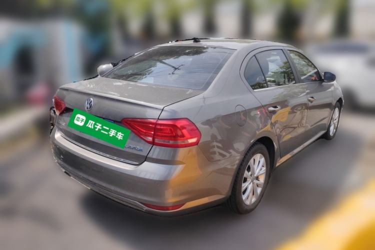 Used Volkswagen Lavida 2015 1.6L Automatic Comfort Edition Rear Right 45 Deg