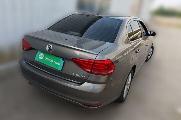 Used Volkswagen Lavida 2015 1.6L Automatic Comfort Edition Rear Right 45 Deg