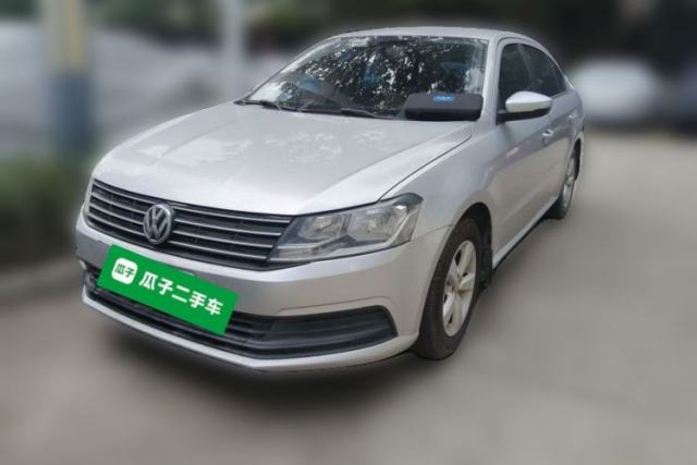 Used Volkswagen Lavida 2015 1.6L Manual Fashion Edition