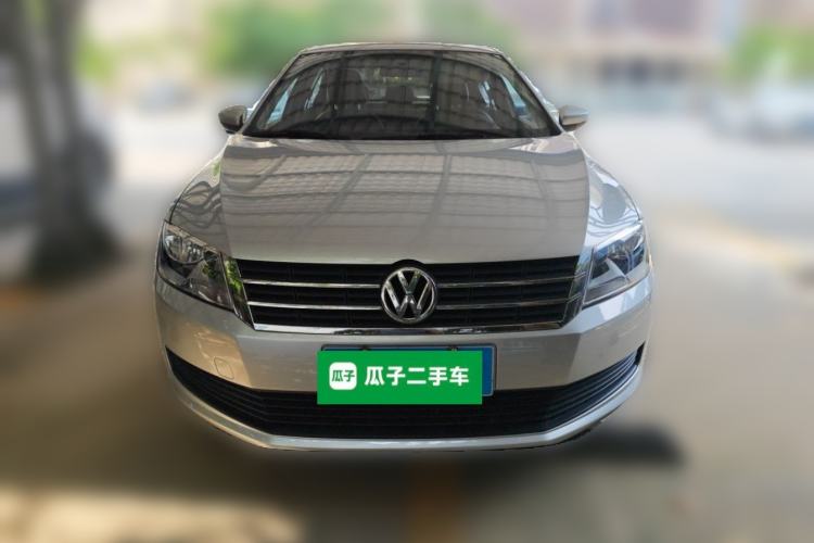 Used Volkswagen Lavida 2015 1.6L Automatic Fashion Edition Front