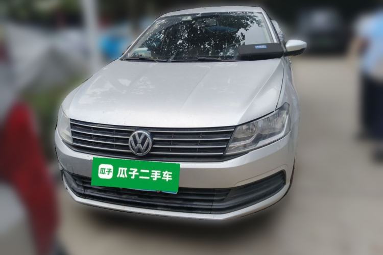 Used Volkswagen Lavida 2015 1.6L Manual Fashion Edition Front